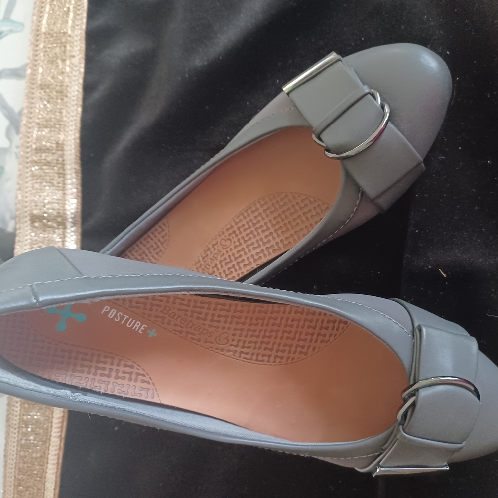BareTraps Gray Wedge with Elegant Buckle - Picture 4 of 4